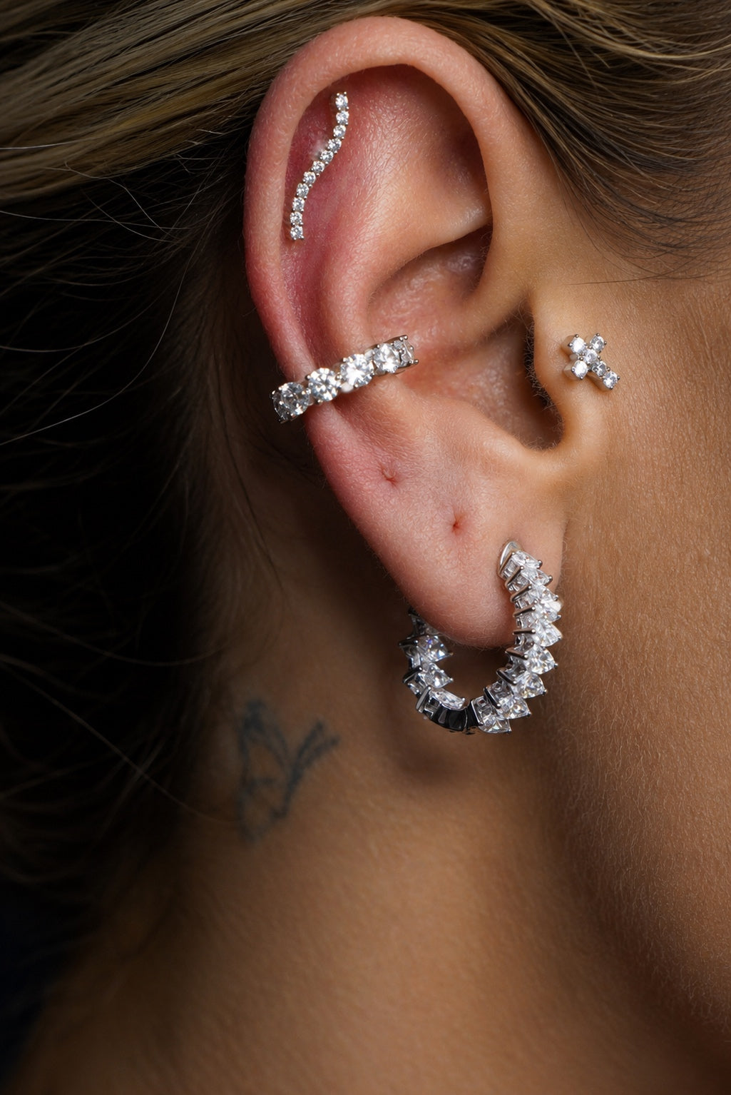 Piercing Windsor Wave — Moissanite