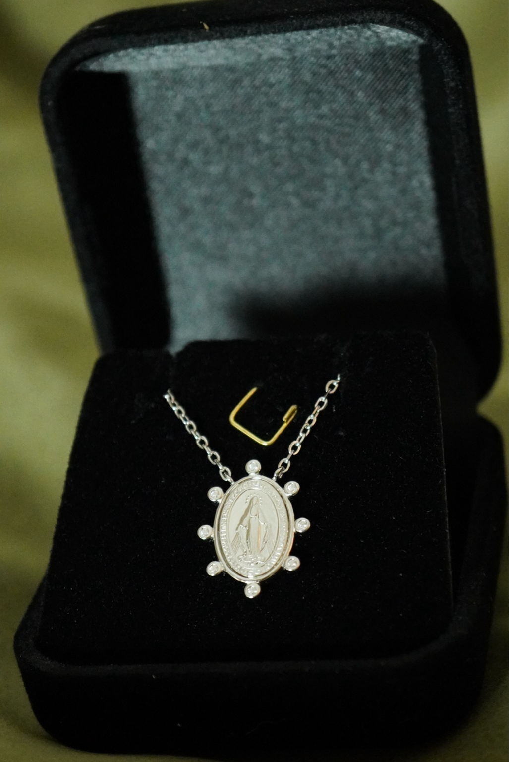 Colar Medalha Milagrosa | Moissanite