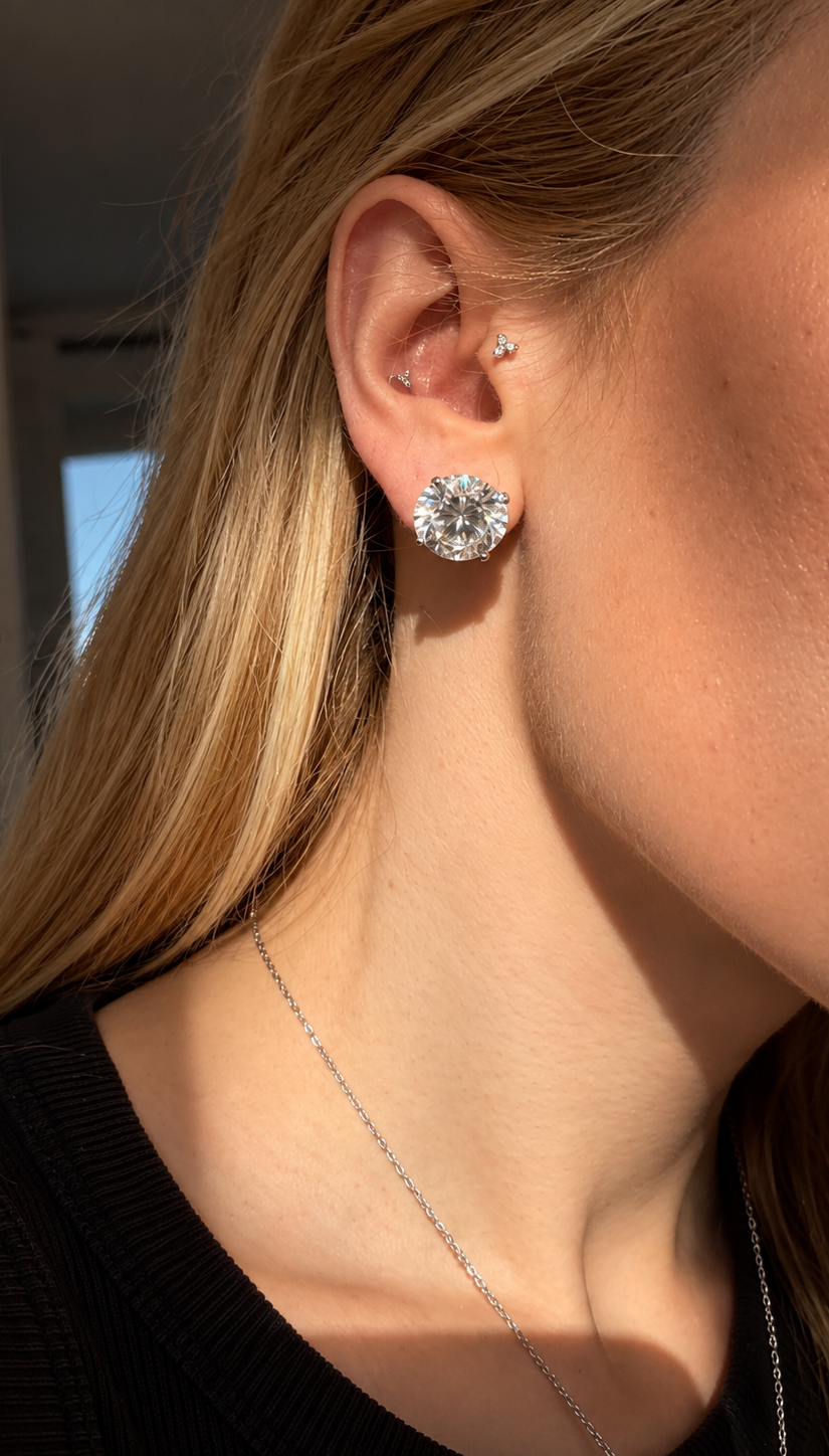 Brinco Ponto de Luz 14mm | Moissanite