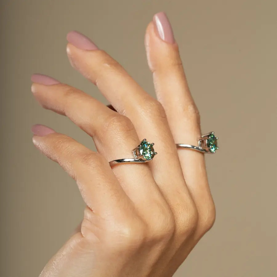 Anel Esmeralda Radiance 8mm | Moissanite