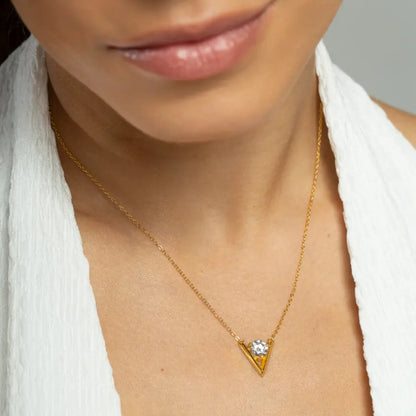 Colar Triangle | Moissanite