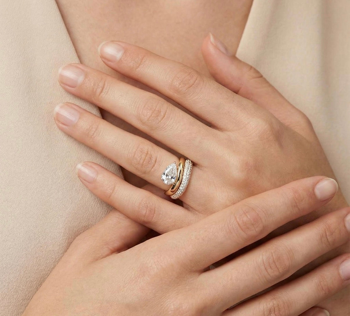 Anel Dynasty Pear Moissanite — Ouro Vermeil 18k