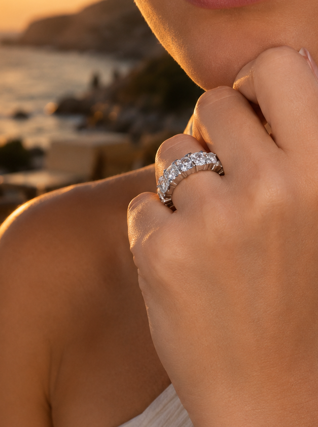 Anel Riviera Russa 5mm | Moissanite