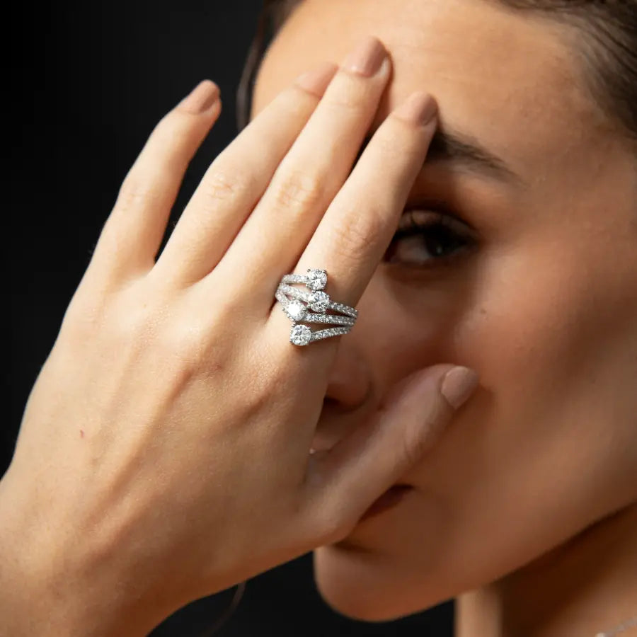 Anel Étoile | Moissanite